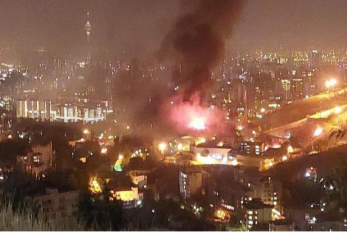 Tehranda 26 bank və 10 dövlət obyekti yandırılıb | FED.az