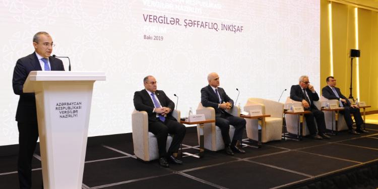 Mikayıl Cabbarov: "Sahibkar vergi orqanı ilə təmasdan qorxmamalıdır" | FED.az