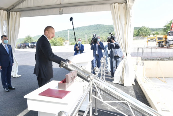 Prezident İsmayıllıda “DOST Evi” Yaradıcılıq, Sərgi və Satış Mərkəzinin - Təməlqoyma Mərasimində | FED.az