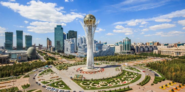 Qazaxıstan paytaxtının adı dəyişdi - ASTANA İDİ, NURSULTAN OLDU | FED.az