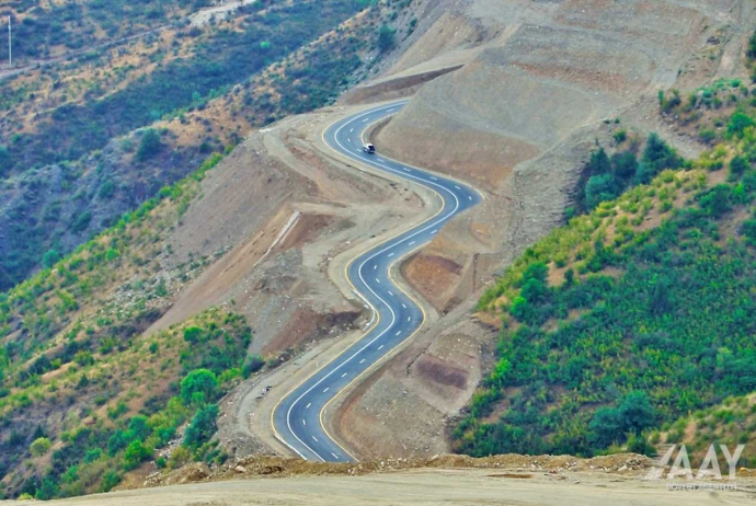 Laçın şəhərindən yan keçən yeni avtomobil yolunun tikintisi yekunlaşıb - FOTO | FED.az