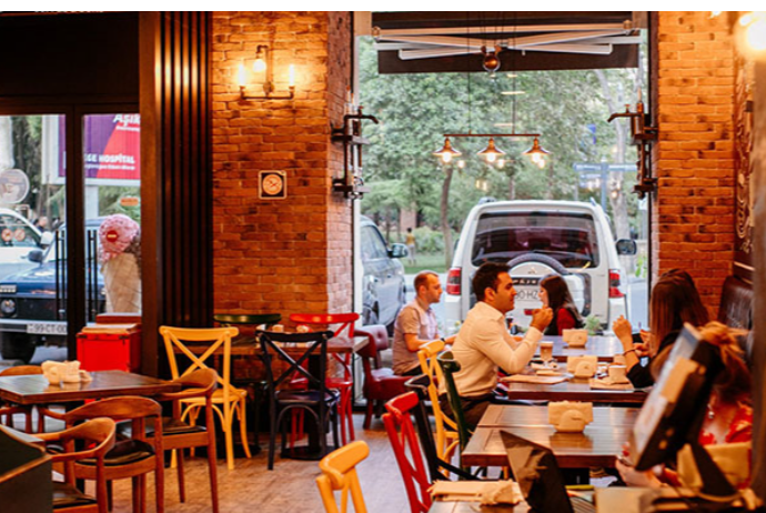 Bakının kafe və restoranları yanvarda 120 milyon manata yaxın gəlir əldə ediblər | FED.az