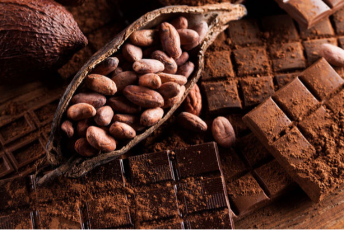 Все против любителей шоколада: какао стоит уже дороже меди | FED.az