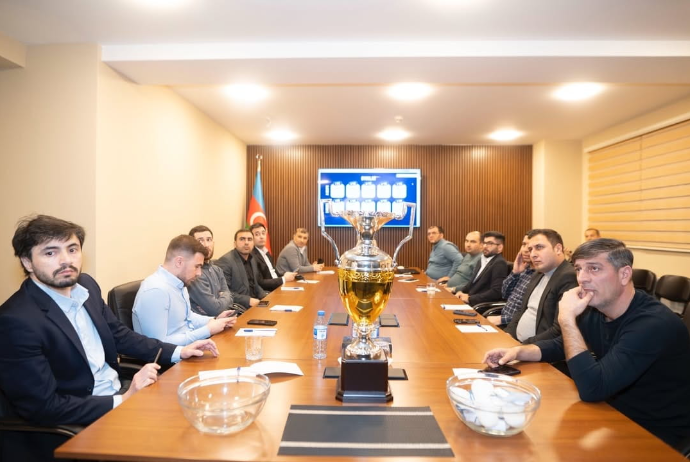 Azərbaycanda sığorta şirkətləri arasında mini-futbol turniri təşkil olunur - FOTOLAR | FED.az