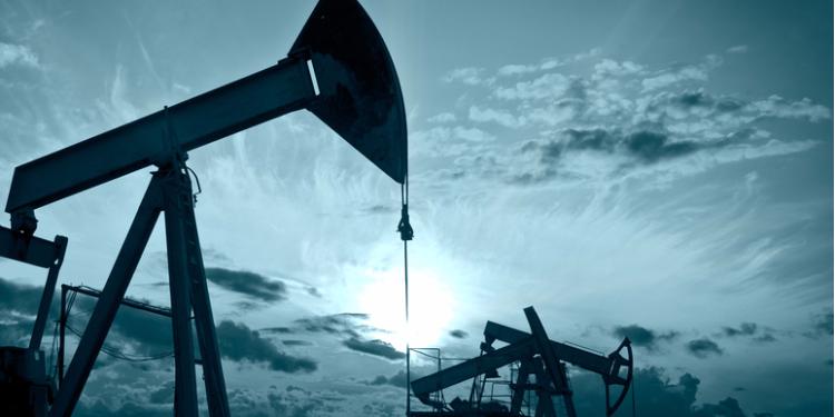 Цены на нефть растут в ожидании восстановления равновесия рынка | FED.az