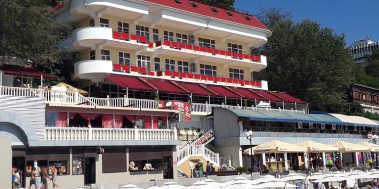 Rusiyalı turistlərə otel ərazisni tərk etməmək tapşırılıb | FED.az