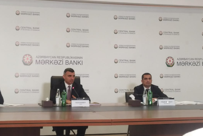 AMB sədri Rusiya ilə gərginliyin pul köçürmələrinə təsiri haqqında danışdı | FED.az