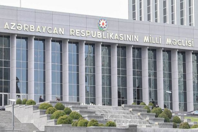 Milli Məclisin növbəti iclası keçirilir: sürücülərlə bağlı qanun qəbul ediləcək - SİYAHI | FED.az