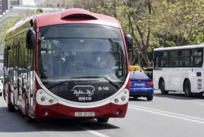 173 avtobus gecikir - SİYAHI | FED.az