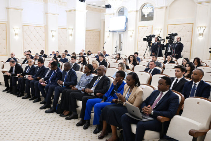 ASAN Xidmət, qızıl yataqları və kənd təsərrüfatı – Ruanda prezidenti Bakıya niyə gəlmişdi? | FED.az