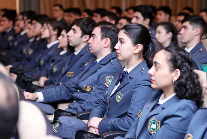 Bu dəfə də Gömrük Akademiyasının tələbələrinə təqaüd verilmir | FED.az