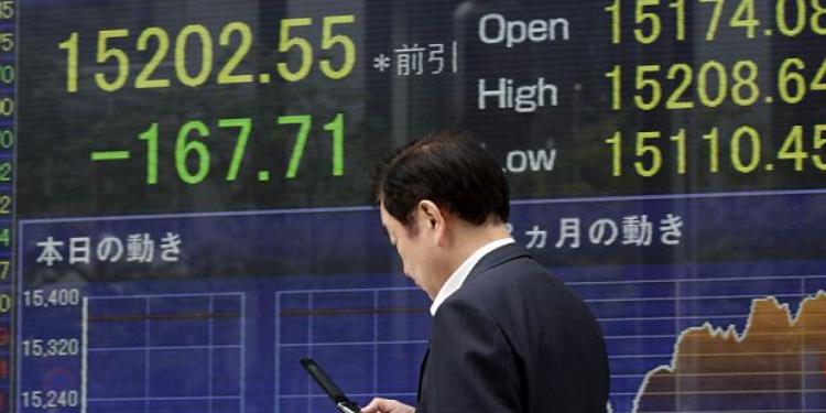 Индекс Nikkei снизился из-за паузы в ослаблении иены | FED.az