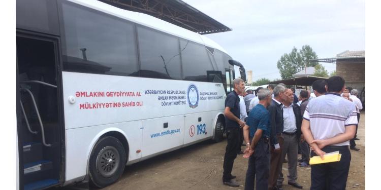 “Əmlakını qeydiyyata al və mülkiyyətinə sahib ol” kampaniyasında daha bir fərqlilik: fermer təsərrüfatlarında qeydiyyat xidməti göstərilib | FED.az