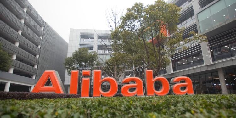 "Alibaba" listinqlə bağlı planlarına yenidən baxdı | FED.az