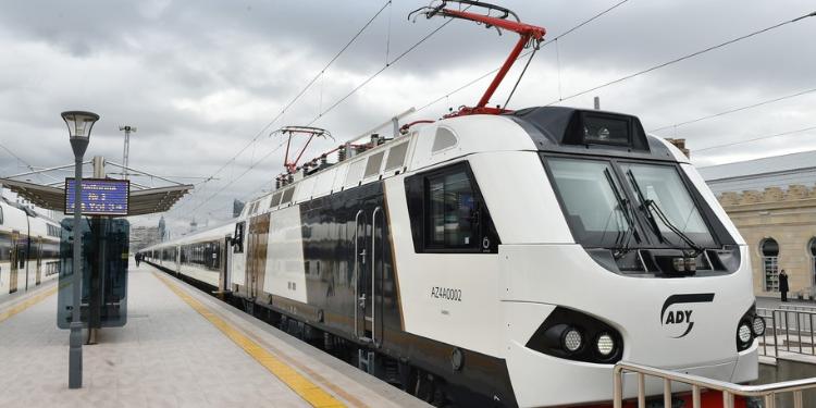 "Stadler" Bakı-Tbilisi-Qars dəmir yolu üçün yeni vaqonların gətiriləcəyi - VAXTI AÇIQLADI | FED.az