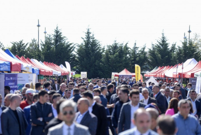 Azərbaycandakı Aqrar Biznes Festivallarında 8 milyon manatlıq məhsul satılıb | FED.az