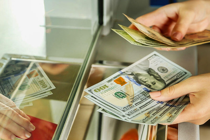 Bankların valyuta əməliyyatlarından gəlirləri son bir ayda 37% artıb | FED.az