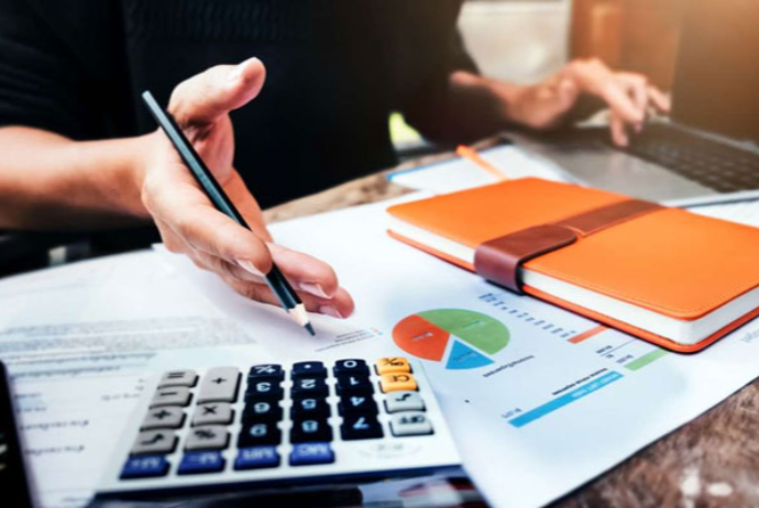 13 qurumda eyni nöqsana 30 halda yol verilib | FED.az