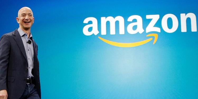 Собственный капитал генерального директора Amazon Джеффа Бэзоса достигает рекордно высокого уровня - 2.6 миллиарда долларов. | FED.az