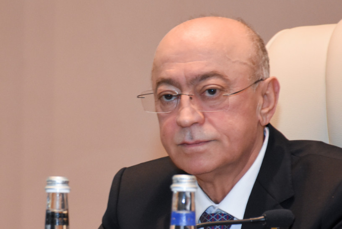 “Mən Ramiz Mehdiyevə villa bağışlamamışam” | FED.az