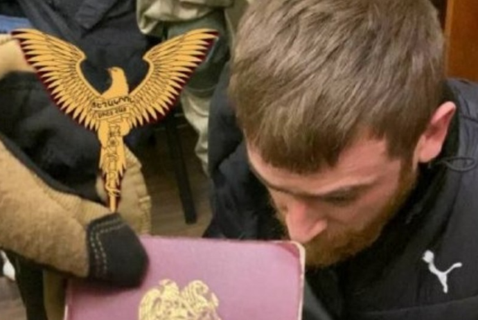 Ukraynaya qarşı döyüşən Ermənistan hərbçisi - ƏSİR GÖTÜRÜLÜB | FED.az