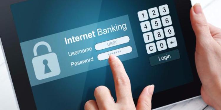 Традиционные банки могут пострадать из-за интернет-банкинга | FED.az