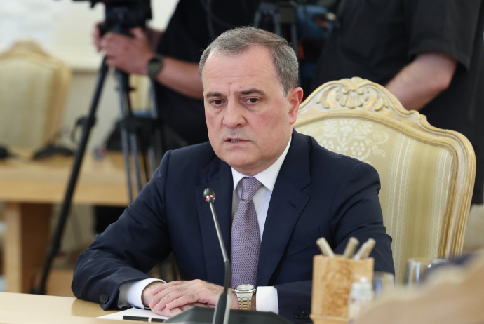 Ceyhun Bayramov: Azərbaycanla Rusiya mürəkkəb mərhələni geridə qoyub, münasibətlər tam normallaşıb | FED.az
