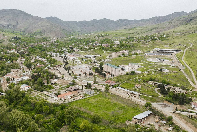 Hadrutda infrastruktur və yaşayış binalarının tikintisi üçün 3,7 milyon manat xərclənəcək | FED.az