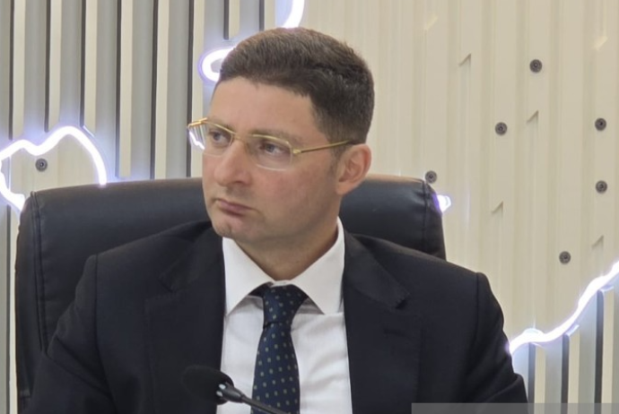 Vüsal Xəlilov: Banklar dövlət qurumlarından dataların alınmasına ötən il 24 milyon manat xərcləyib | FED.az