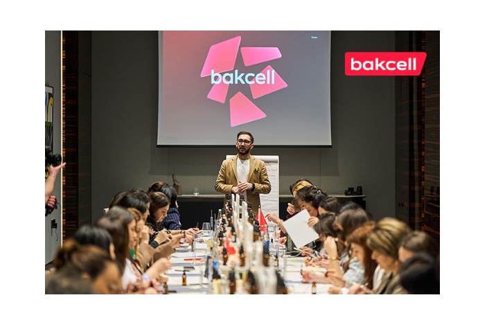 Bakcell 8 Martı xanım jurnalistlərlə birgə qeyd edib - FOTOLAR | FED.az