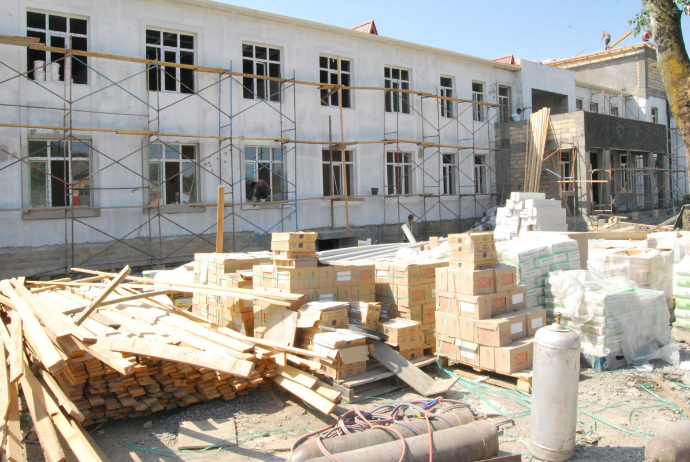 Bir sıra məktəbi 6,8 milyon manata təmir edəcək şirkət açıqlandı | FED.az