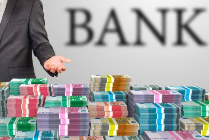 2 ayda banklar 190 milyon manata yaxın xalis mənfəət əldə ediblər | FED.az