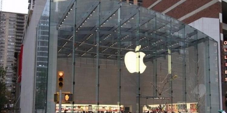 Капитализация Apple выросла на $40 млрд за сутки | FED.az