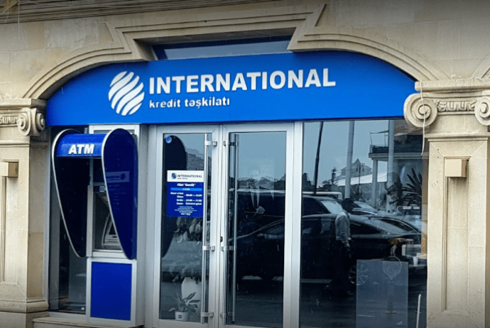 “International” BOKT illik 36%-lə kredit vermək üçün – İLLİK 18%-LƏ BORC ALIR | FED.az