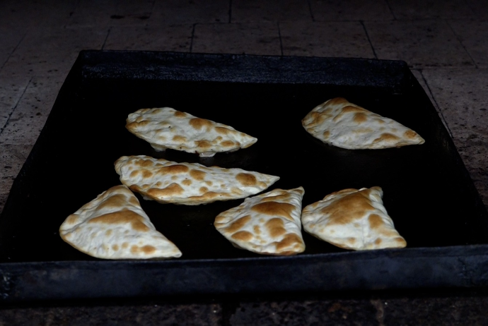 Adı “dəvə qutabı” olsa da, mənşəyi olmayan ətdən istifadə olunurmuş - Menyudan çıxarıldı - FOTOLAR | FED.az