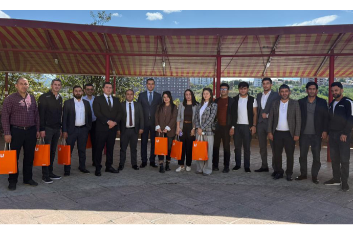 ​​​​​​​  Unibank Xankəndidə sahibkarlar üçün - TƏQDİMAT EDİB | FED.az
