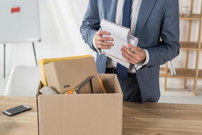 Bu icra hakimiyyətində 36 nəfər işini itirdi | FED.az