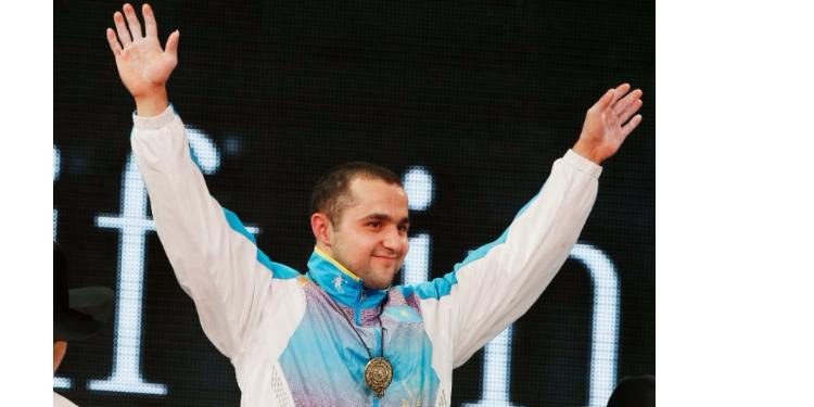 Azərbaycanlı ağır atlet dünya rekordunu yeniləyərək Olimpiya çempionu olub | FED.az