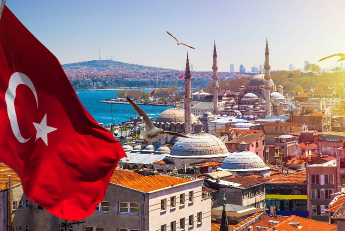Türkiyəyə gələn hər 3 turistdən 1-i -  İSTANBULA GƏLİB - REKORD | FED.az