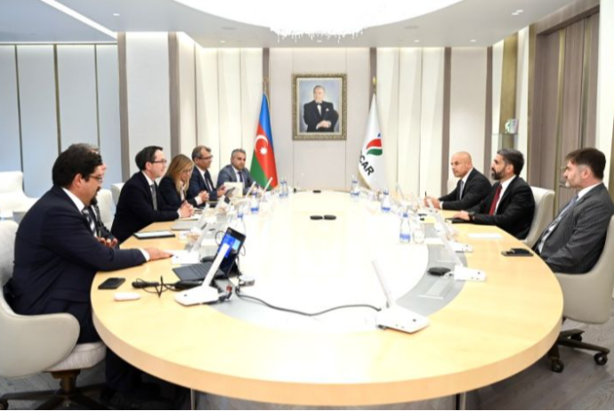 SOCAR-ın prezidenti "Emerson Electric Co." şirkətinin Avropa regionu üzrə prezidenti ilə görüşüb | FED.az