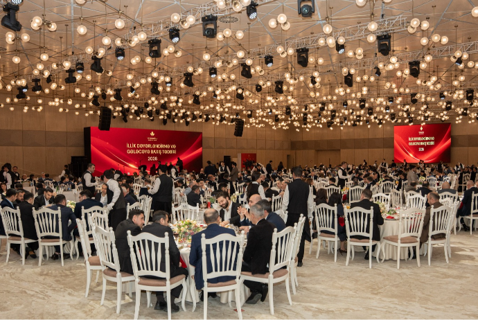 Veysəloğlu Şirkətlər Qrupunun ənənəvi “İllik Dəyərləndirmə və Gələcəyə Baxış” tədbiri keçirilib - FOTOLAR | FED.az