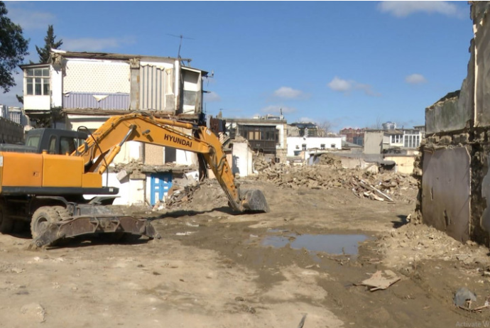 "Sovetski"də söküntü  - Sakinlərə nə qədər kompensasiya ödənilir? - VİDEO | FED.az