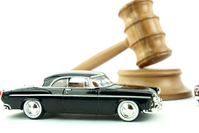 BOKT-un lüks avtomobili hərraca çıxarılır - QİYMƏT | FED.az