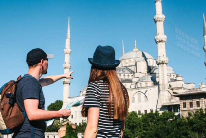 Türkiyədə yeni turizm mövsümü - BİR AY GEC AÇILACAQ | FED.az