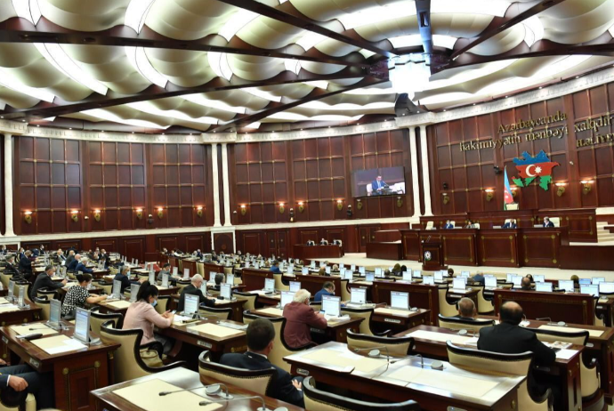 Milli Məclisin payız sessiyasının ilk plenar iclasının gündəliyinə - DƏYİŞİKLİK EDİLİB - SİYAHI | FED.az