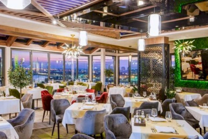Əhali hər gün restoranlarda - 7 MİLYON MANAT XƏRCLƏYİR | FED.az