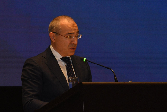İqtisadi islahatlar nəticəsində Moody’s Azərbaycanın reytinqini investisiya səviyyəsinə yüksəldib - Mikayıl Cabbarov | FED.az
