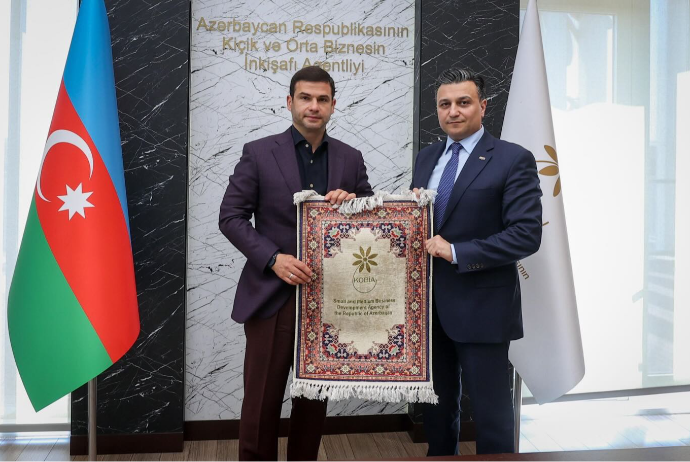 KOBİA sədri ilə ATİB İdarə Heyətinin üzvləri arasında görüş keçirilib - FOTOLAR | FED.az