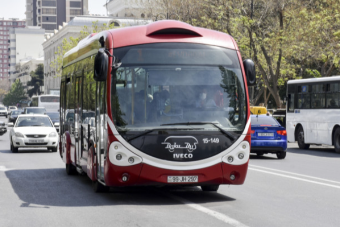 144 avtobus gecikir - SİYAHI | FED.az