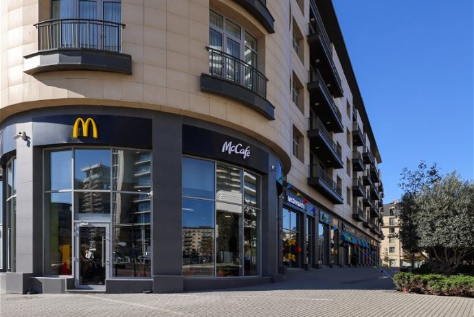 “Ağ Şəhər”də “McDonald's Azərbaycan”ın yeni restoranının açılışı olub - FOTO | FED.az